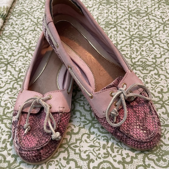 Sperry Top-Sider Pink Snake Skin Loafer Size 9.5 - Picture 1 of 7